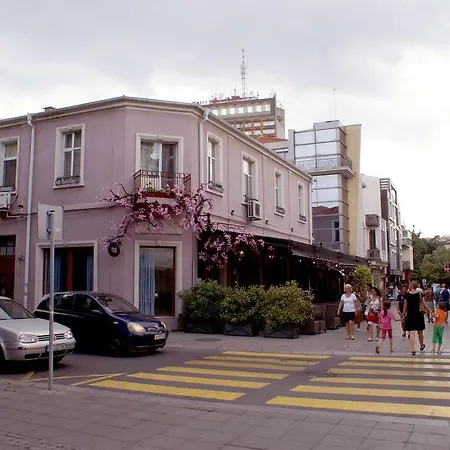 Studio In Center Burgas Stad